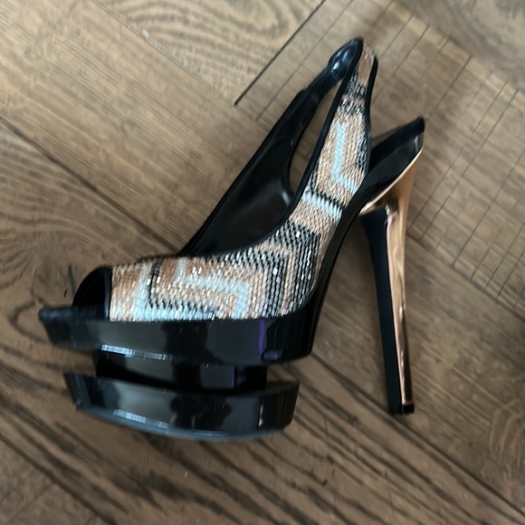 Jessica Simpson high heels - Picture 4 of 10